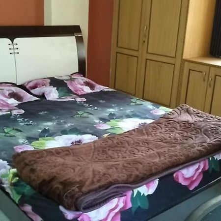 Srinivas Nilayam Apartment Hyderabad Bagian luar foto